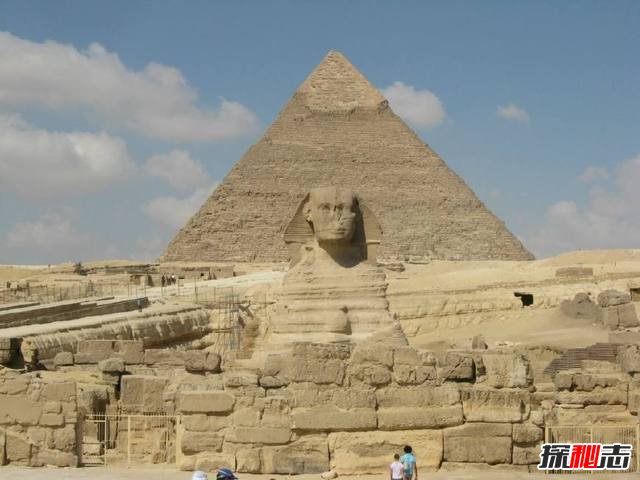 金字塔是人类建造的吗?金字塔石板里面发现人类头发